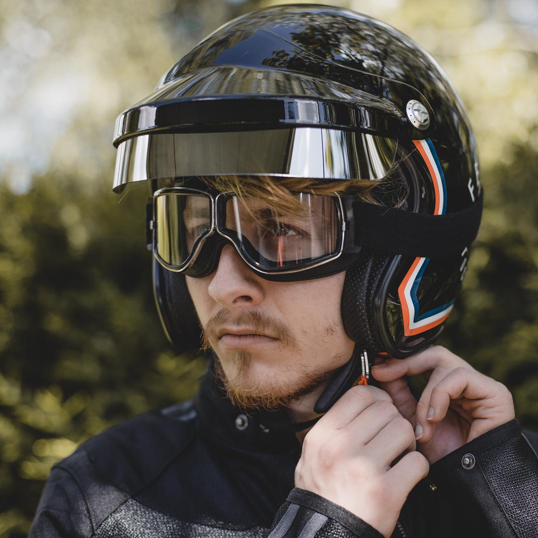 Pourquoi est-il important de bien choisir ses lunettes de moto ?