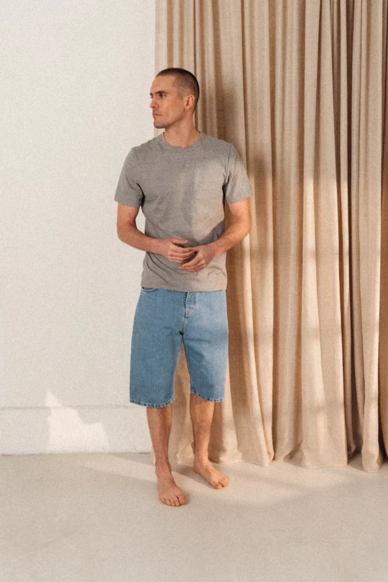 1083 knee short homme été 2025