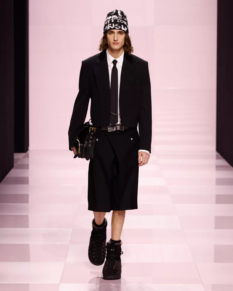 Louis Vuitton costume homme hiver 2025