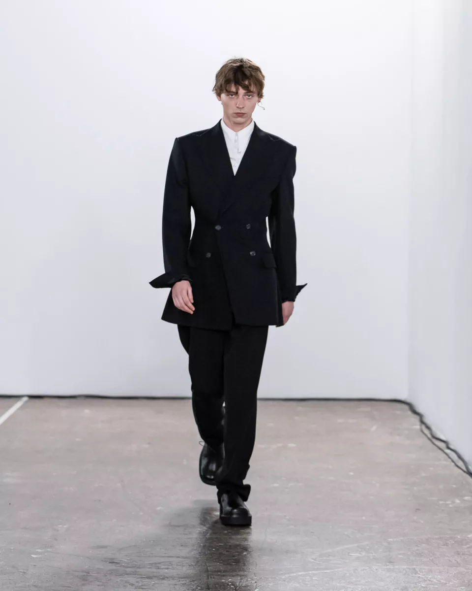 costume homme hiver 2025