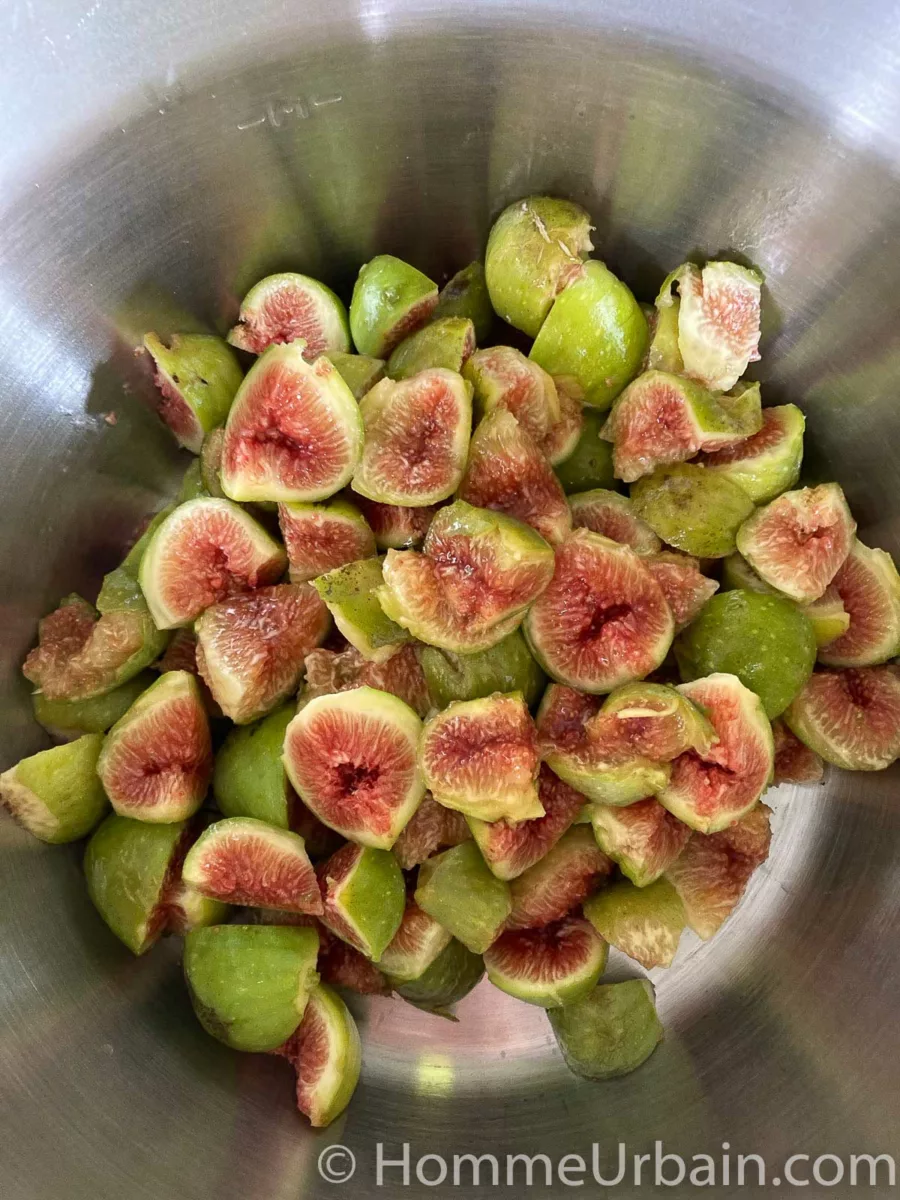 figues-vertes-coupées